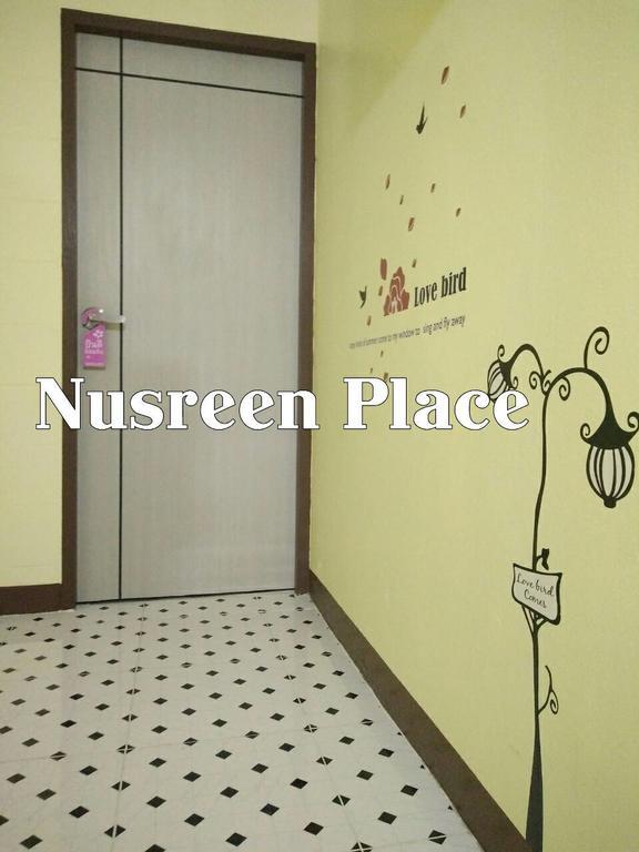 Nusreen Place Bangkok Bagian luar foto