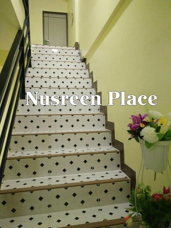 Nusreen Place Bangkok Bagian luar foto