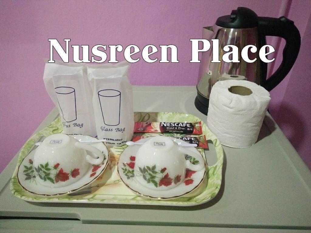 Nusreen Place Bangkok Bagian luar foto